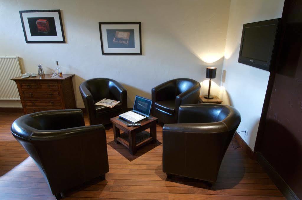 ואנה Logis Golfe Hotel מראה חיצוני תמונה